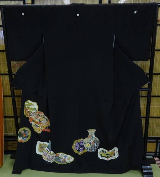 黒留袖の買取でした。買取価格５％UP中！！石川県の着物、訪問着などの買取はリサイクルショップ　ジャムルKはくさん街道市場店